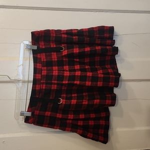 Red plaid skirt from hot topic size large fits like a 10